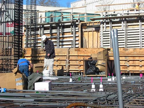 What Does a Millwright Do? How Do I Become One?