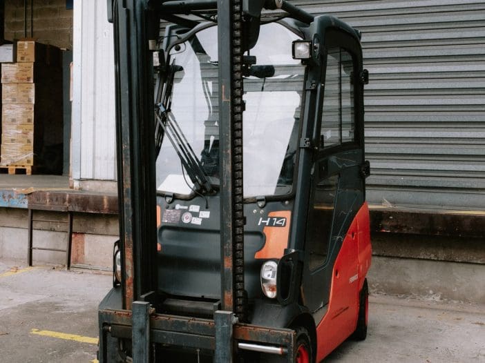 A guide to qualifying as a Forklift driver